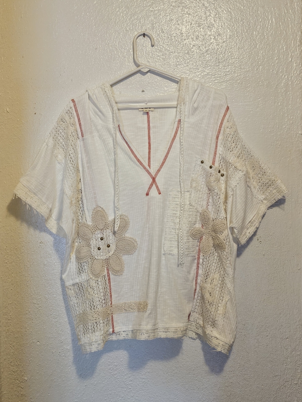 Pol White Boho Crochet Flower Hoodie Top
